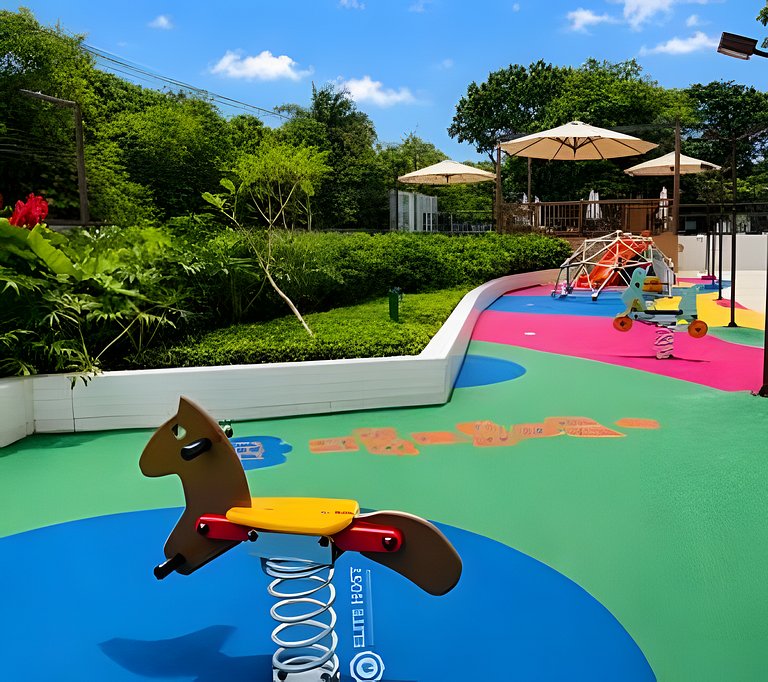 Cobertura Enxoval de Hotel • Piscina • Serv. Praia